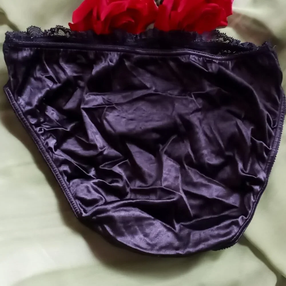 ❤️💋❤️Vintage Victoria's Secret Second Skin Black Lace Bikini Panty Sz M❤️💋❤️ - Picture 4 of 13